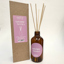 Load image into Gallery viewer, Reed Diffuser:  Spring + Summer 2025
