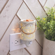 Load image into Gallery viewer, Lone Star Pluggable Fragrance Warmer
