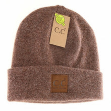 Load image into Gallery viewer, Unisex Soft Ribbed Leather Patch Beanie

