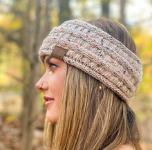 Load image into Gallery viewer, Ribbed Cable Knit Headband HW21
