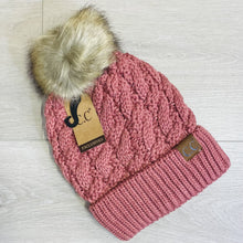 Load image into Gallery viewer, Ribbed Cable Knit Lined Beanie with Fur Pom YJ2021
